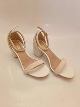 Load image into Gallery viewer, Precious Pearl Off-White