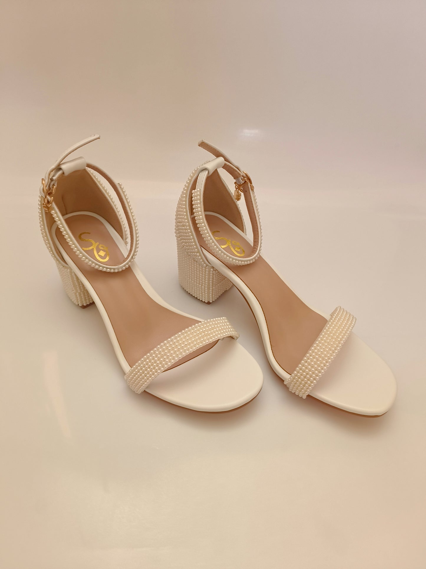 Precious Pearl Off-White